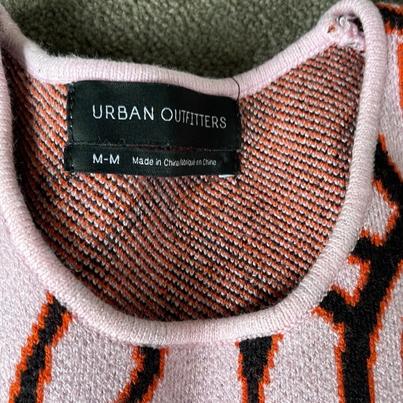 UO Tank Top - Picture 2 of 3